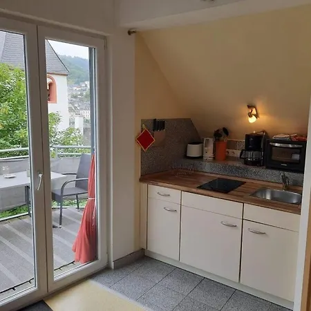 Am Alten Kirchplatz 4 *